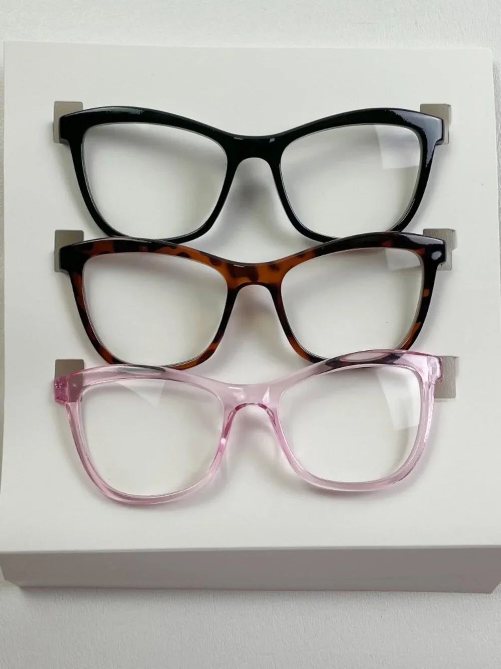 Betsey Johnson 3 Pack Reading Glasses +2.00 Black Tortoise Pink New